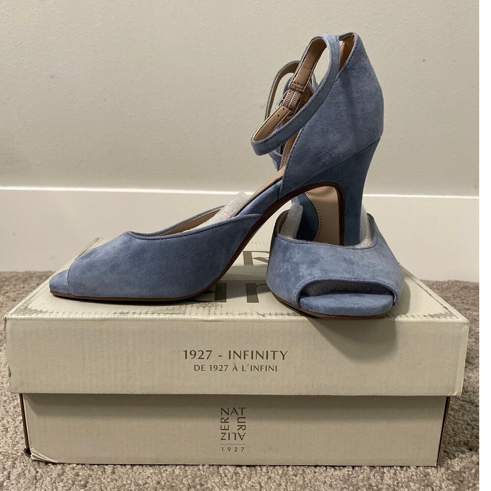 New Naturalizer Asha Blue Ash Suede Heels Women’s Size 8.5 W